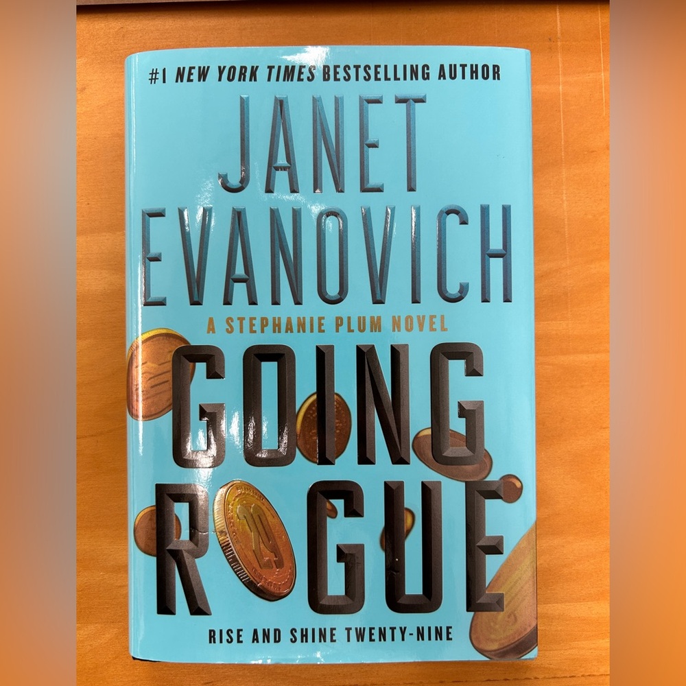 Janet Evanovich "Going Rogue" Hardcover - Bright Turquoise Cover